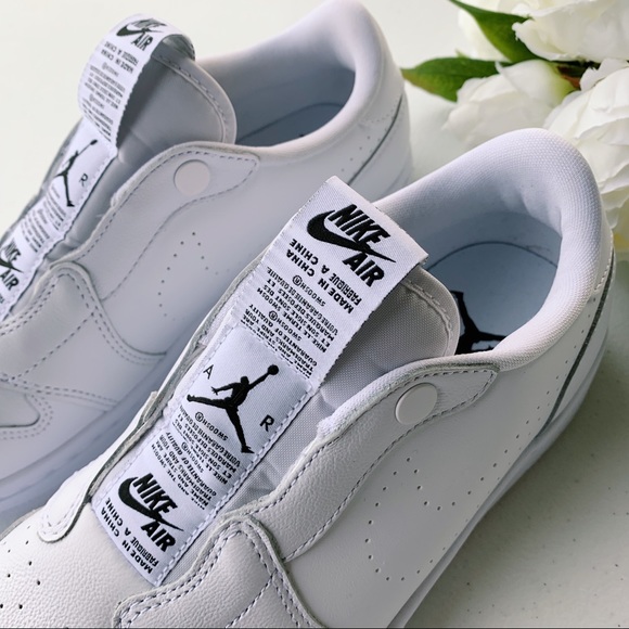 Nike Jordan 1 Retro Low Slip NWT - Picture 8 of 10